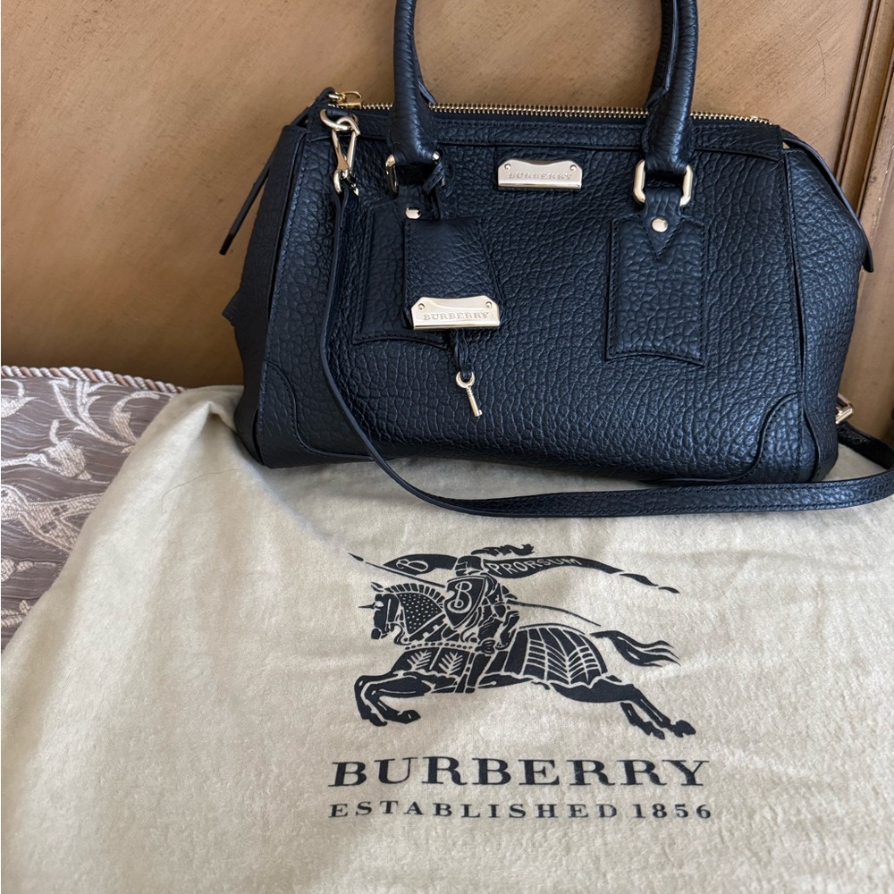 Burberry Gladstone Black Leather Handbag